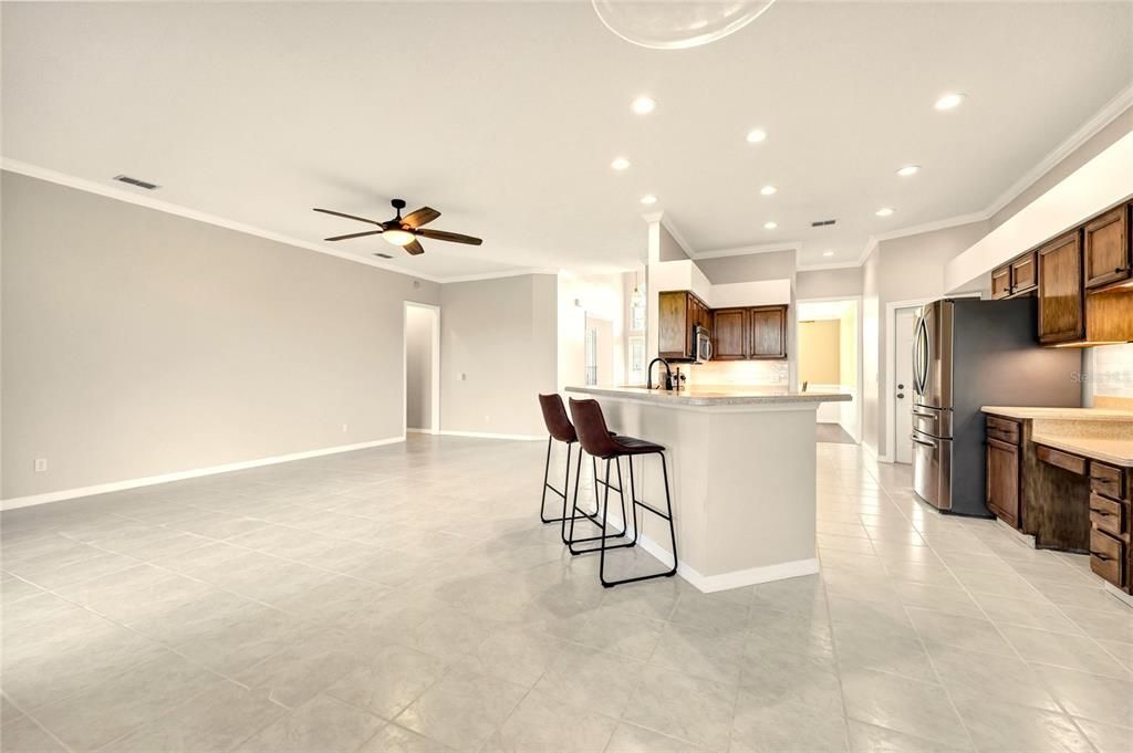 Active With Contract: $514,900 (3 beds, 2 baths, 2219 Square Feet)