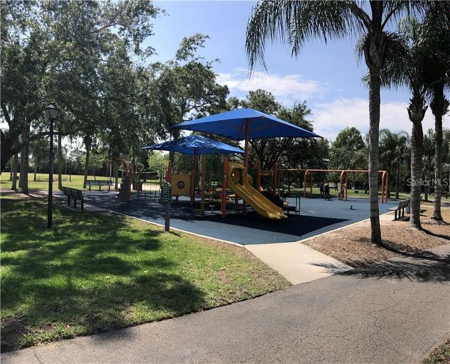 Active With Contract: $514,900 (3 beds, 2 baths, 2219 Square Feet)