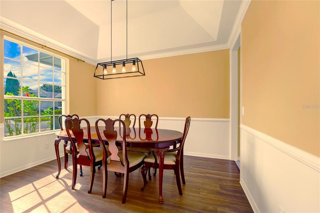 Active With Contract: $514,900 (3 beds, 2 baths, 2219 Square Feet)