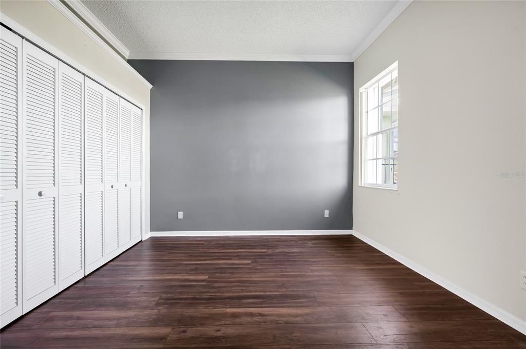 Active With Contract: $514,900 (3 beds, 2 baths, 2219 Square Feet)