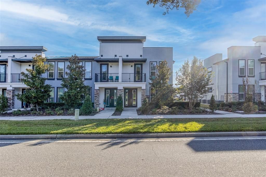 For Sale: $330,000 (3 beds, 2 baths, 1452 Square Feet)