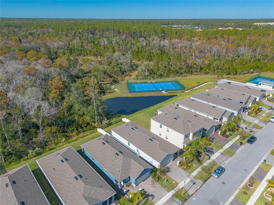 На продажу: $384,900 (3 спален, 2 ванн, 1616 Квадратных фут)