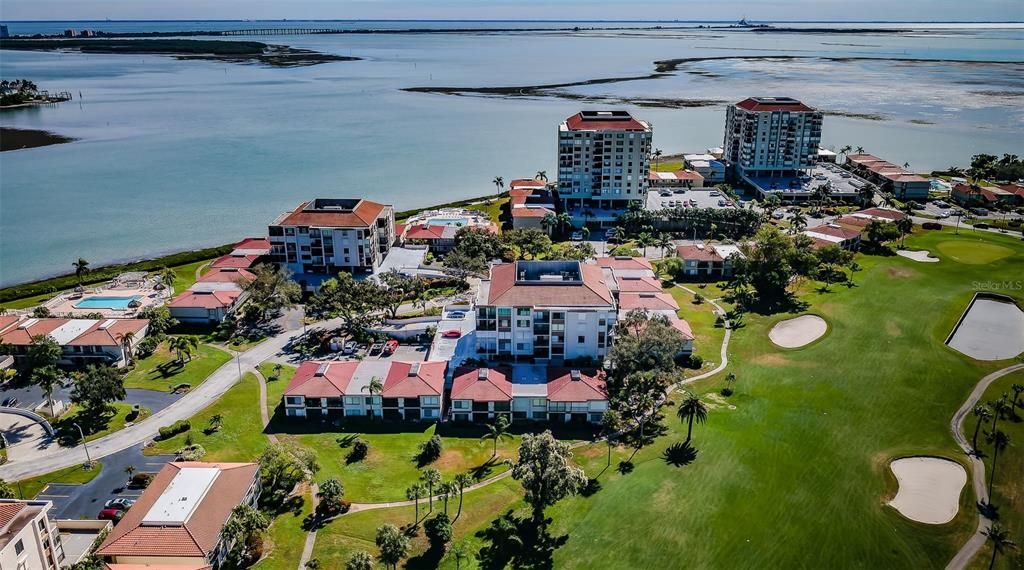 待售: $319,000 (2 贝兹, 2 浴室, 890 平方英尺)