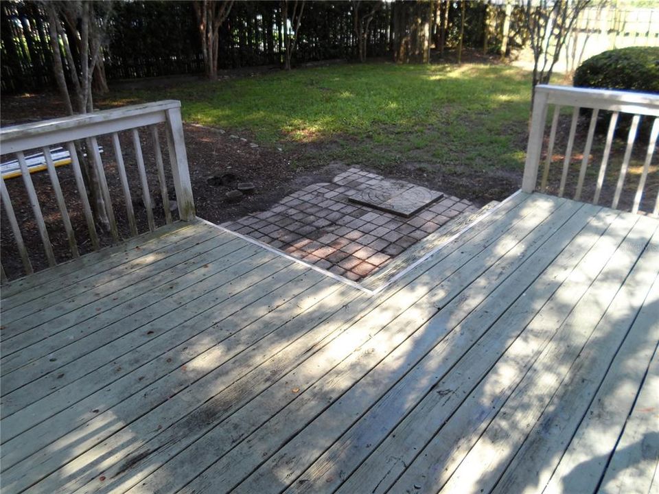 出租: $2,100 (3 贝兹, 2 浴室, 1524 平方英尺)