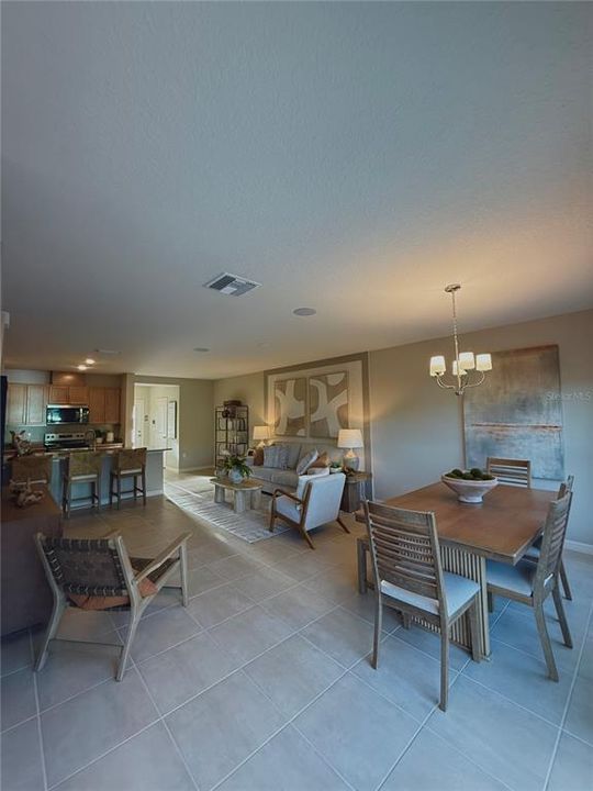 出租: $2,300 (3 贝兹, 2 浴室, 1463 平方英尺)