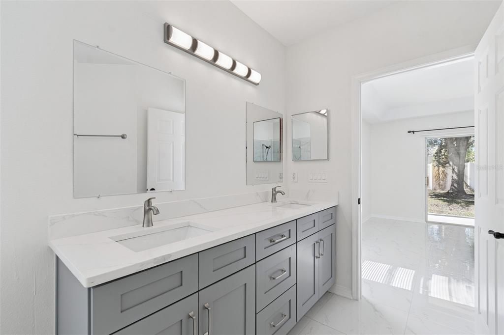 Activo con contrato: $460,000 (4 camas, 2 baños, 2138 Pies cuadrados)