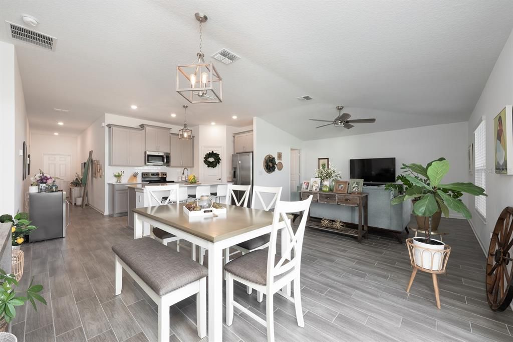 For Sale: $339,000 (3 beds, 2 baths, 1540 Square Feet)