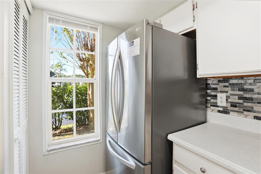 Active With Contract: $230,000 (3 beds, 2 baths, 1350 Square Feet)