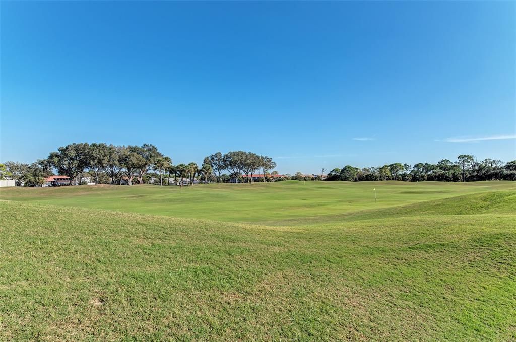 For Sale: $359,900 (2 beds, 2 baths, 1371 Square Feet)