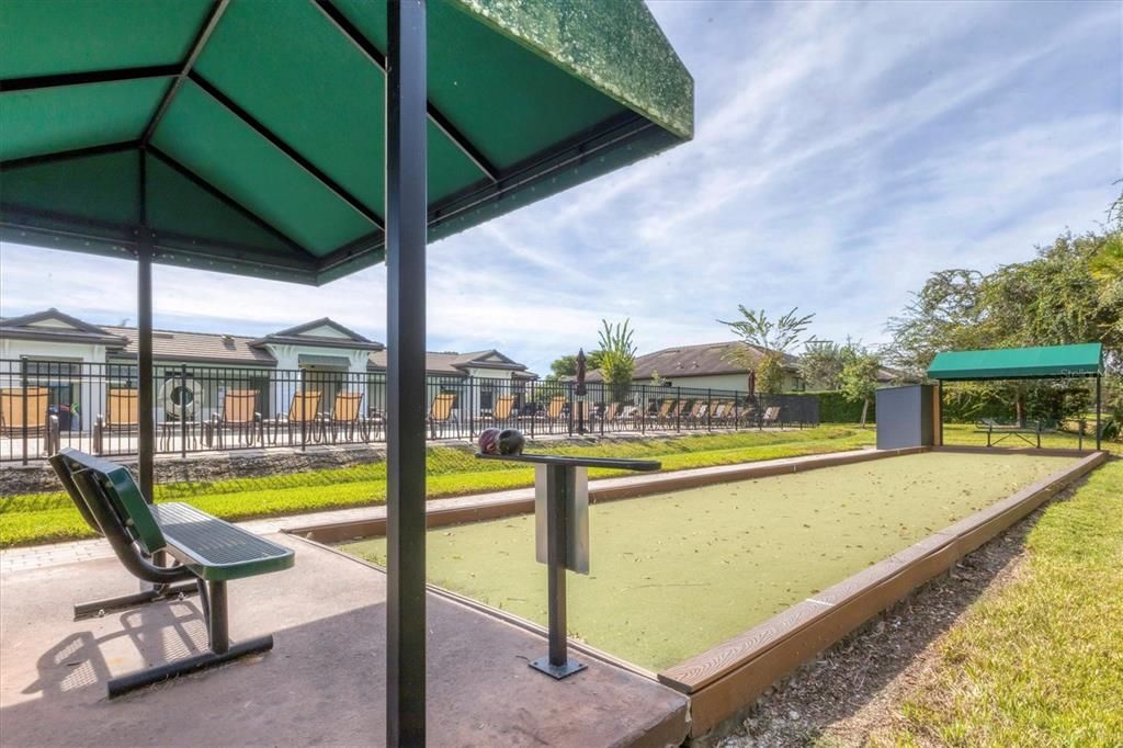 合同活跃: $337,000 (2 贝兹, 2 浴室, 1515 平方英尺)