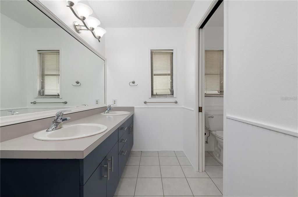 For Rent: $2,800 (3 beds, 2 baths, 1878 Square Feet)