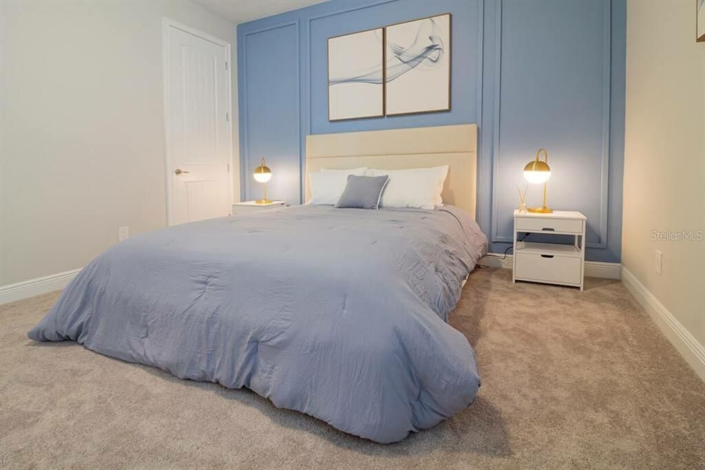 For Sale: $600,000 (6 beds, 6 baths, 2831 Square Feet)