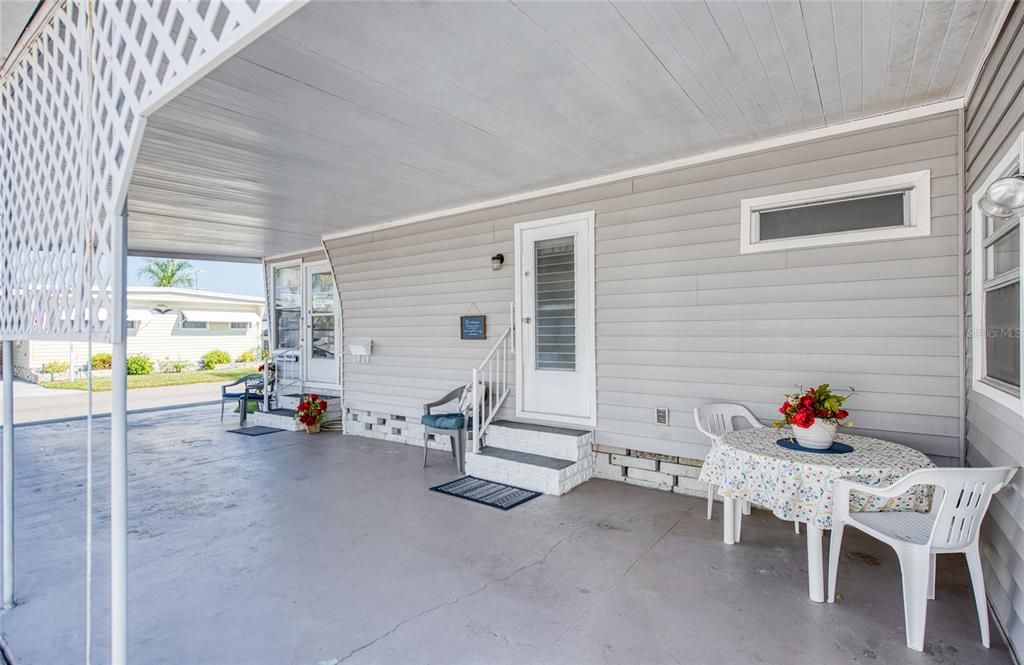 На продажу: $129,900 (2 спален, 1 ванн, 792 Квадратных фут)