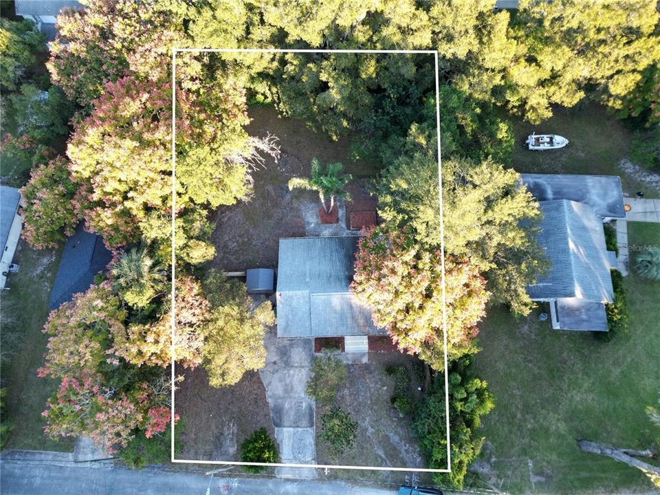 合同活跃: $235,000 (2 贝兹, 2 浴室, 1068 平方英尺)