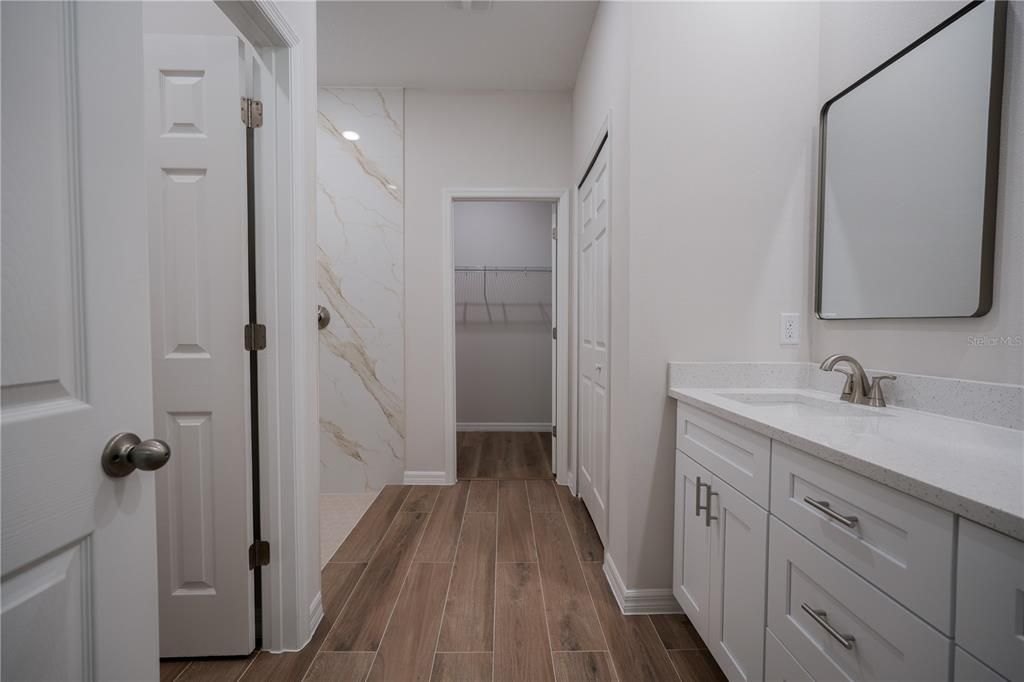 Activo con contrato: $299,000 (3 camas, 2 baños, 1543 Pies cuadrados)