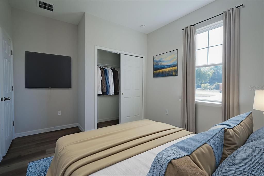 Activo con contrato: $299,000 (3 camas, 2 baños, 1543 Pies cuadrados)