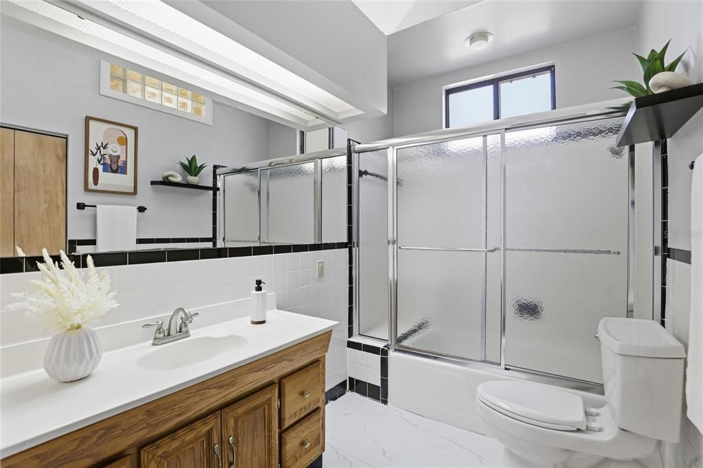 Active With Contract: $549,900 (4 beds, 3 baths, 2356 Square Feet)