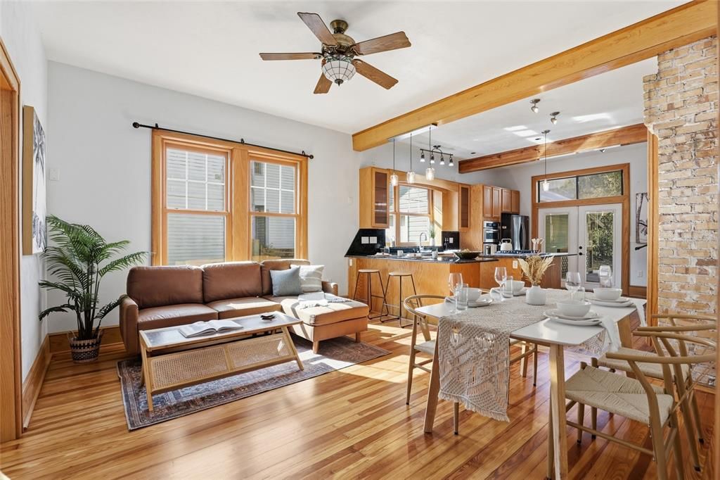 Active With Contract: $549,900 (4 beds, 3 baths, 2356 Square Feet)