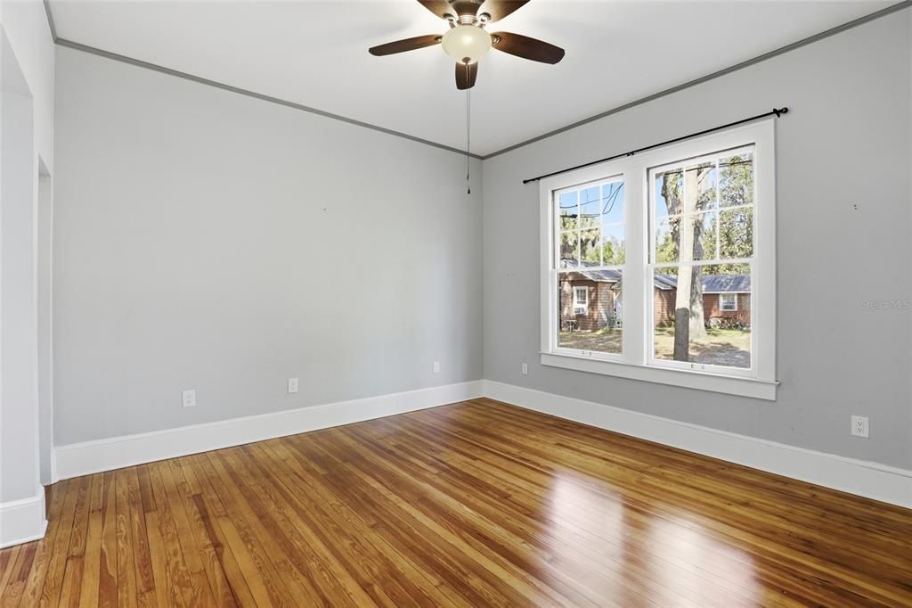 Active With Contract: $549,900 (4 beds, 3 baths, 2356 Square Feet)