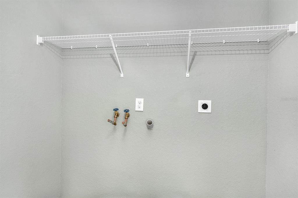 待售: $285,000 (3 贝兹, 2 浴室, 1322 平方英尺)