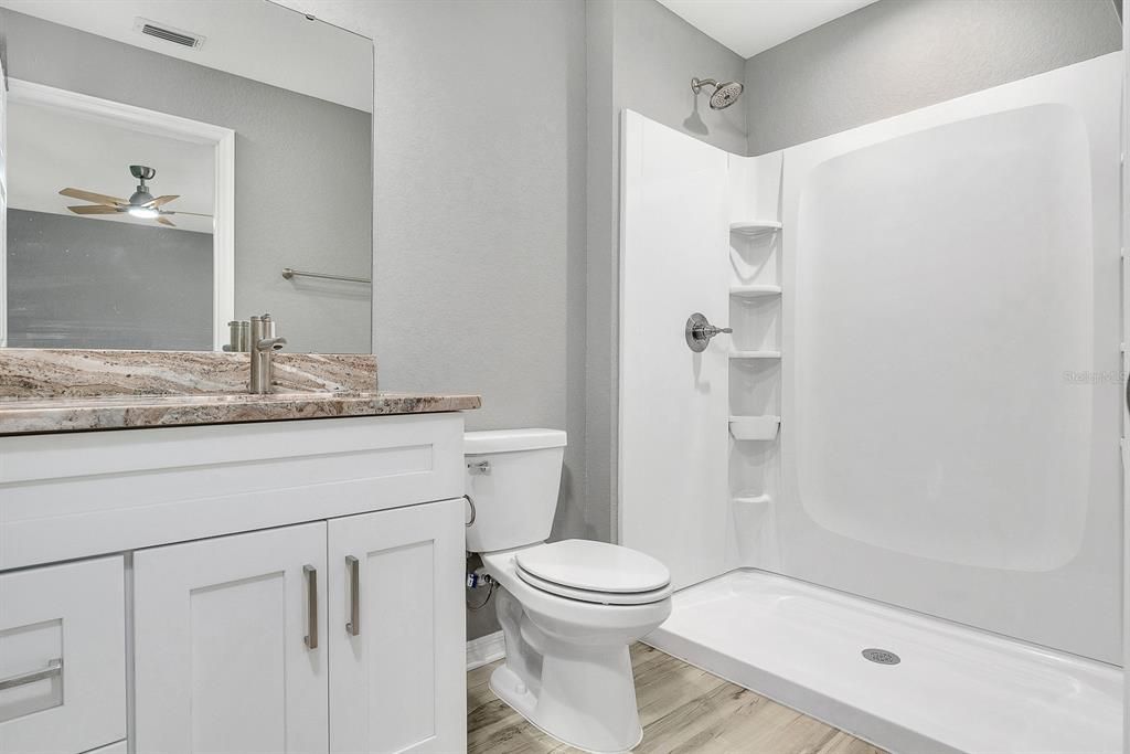 待售: $285,000 (3 贝兹, 2 浴室, 1322 平方英尺)