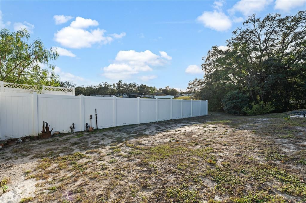 Active With Contract: $364,900 (3 beds, 2 baths, 1883 Square Feet)