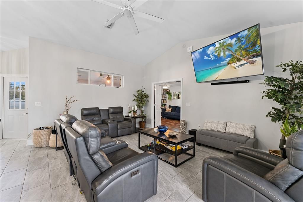 Active With Contract: $364,900 (3 beds, 2 baths, 1883 Square Feet)