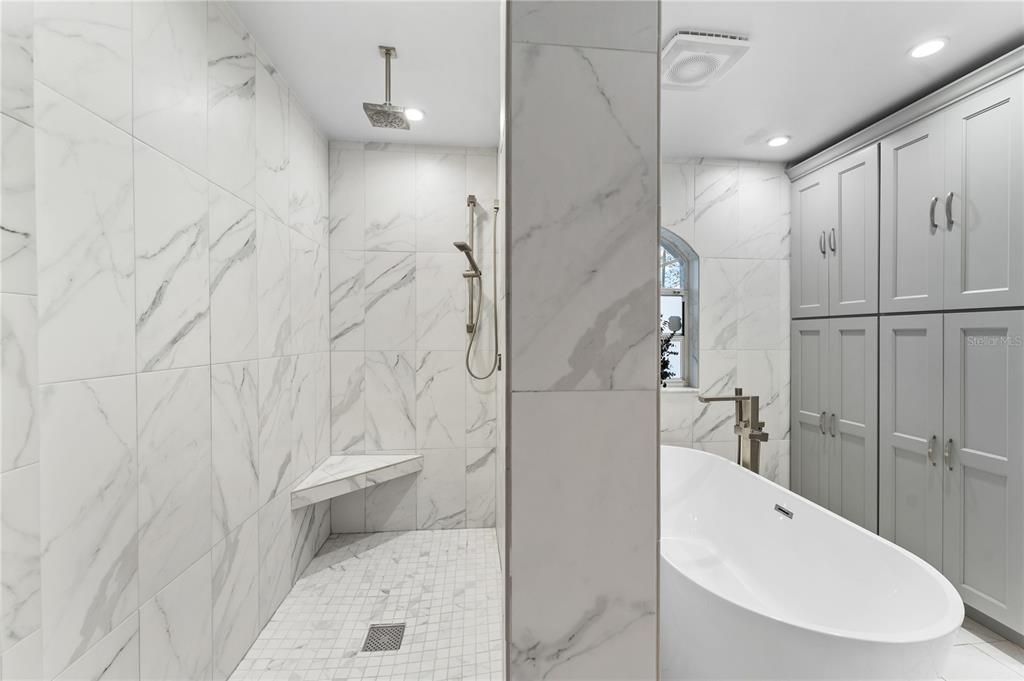 Active With Contract: $364,900 (3 beds, 2 baths, 1883 Square Feet)