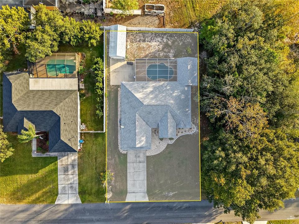 Active With Contract: $364,900 (3 beds, 2 baths, 1883 Square Feet)