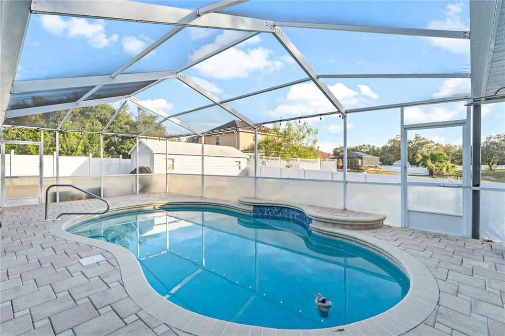 Active With Contract: $364,900 (3 beds, 2 baths, 1883 Square Feet)