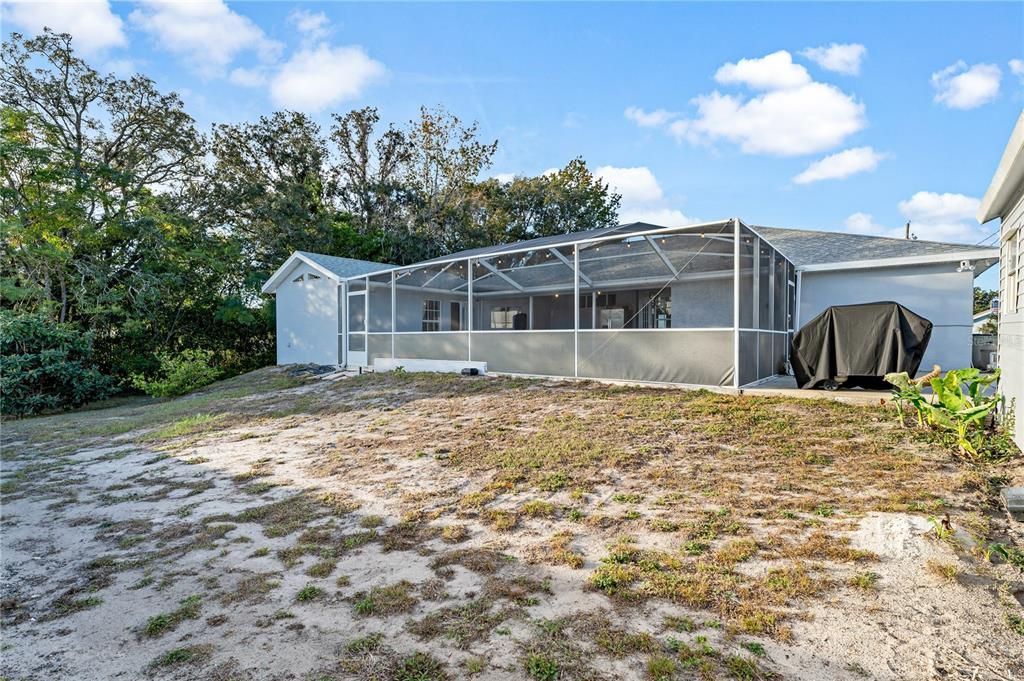 Active With Contract: $364,900 (3 beds, 2 baths, 1883 Square Feet)