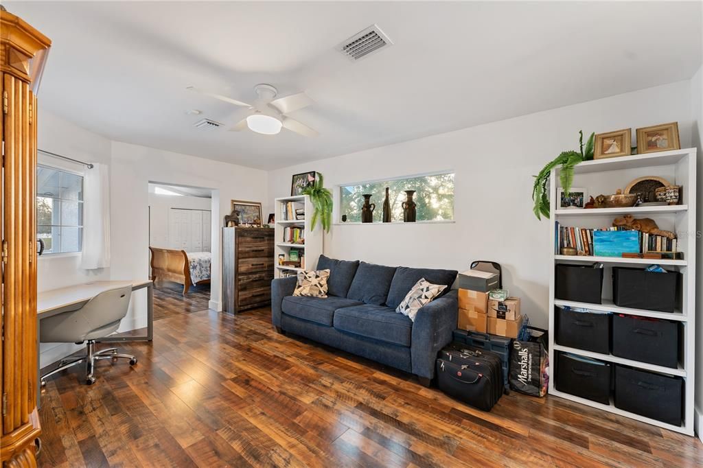 Active With Contract: $364,900 (3 beds, 2 baths, 1883 Square Feet)