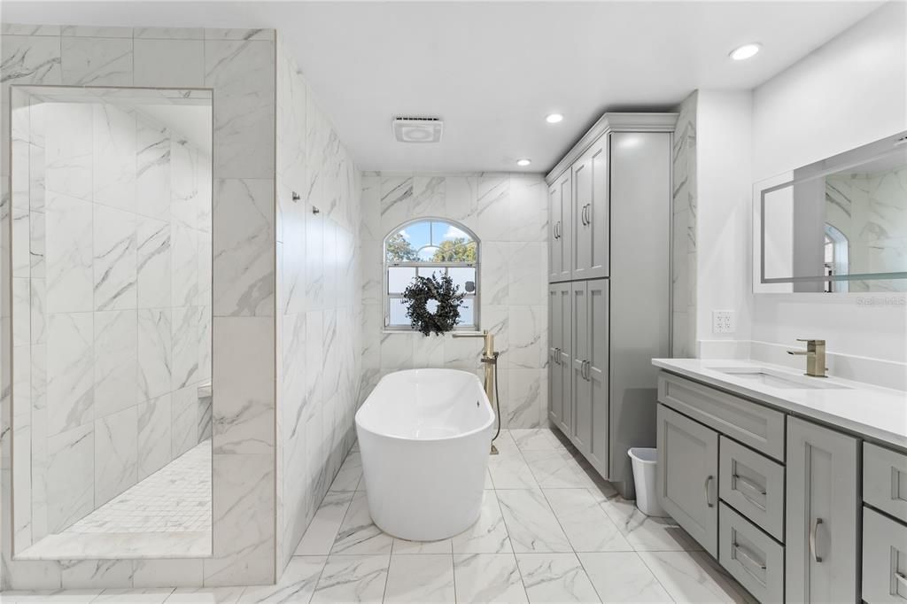 Active With Contract: $364,900 (3 beds, 2 baths, 1883 Square Feet)