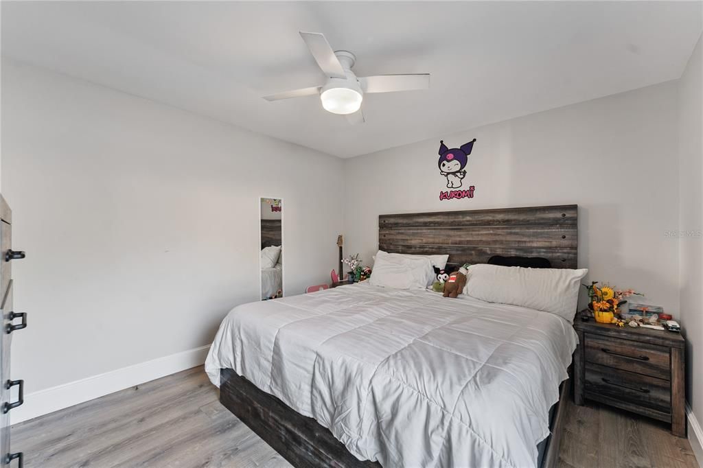 Active With Contract: $364,900 (3 beds, 2 baths, 1883 Square Feet)