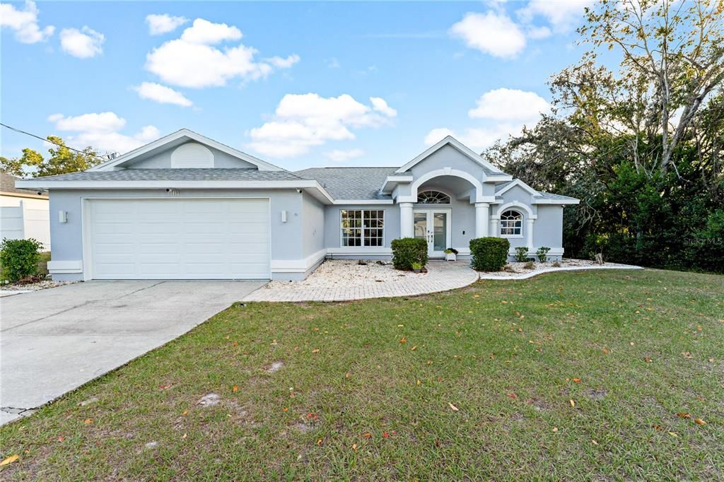 Active With Contract: $364,900 (3 beds, 2 baths, 1883 Square Feet)