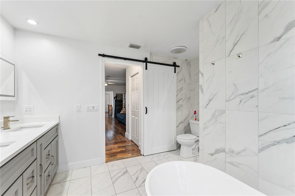 Active With Contract: $364,900 (3 beds, 2 baths, 1883 Square Feet)