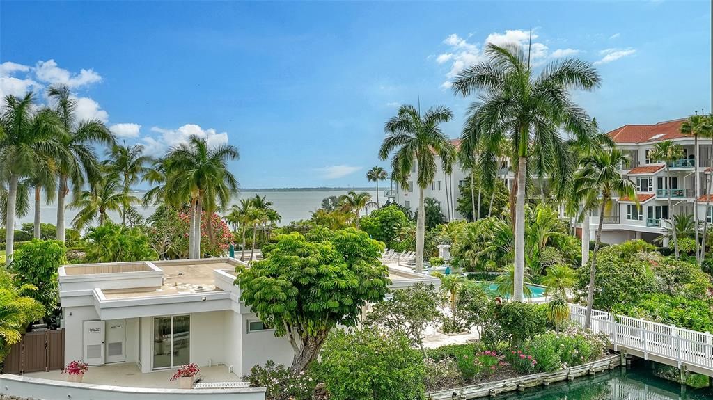 For Sale: $1,195,000 (3 beds, 2 baths, 2246 Square Feet)