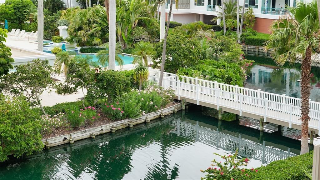 For Sale: $1,195,000 (3 beds, 2 baths, 2246 Square Feet)