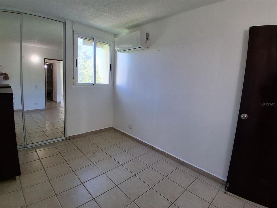 En Venta: $180,000 (3 camas, 1 baños, 1100 Pies cuadrados)