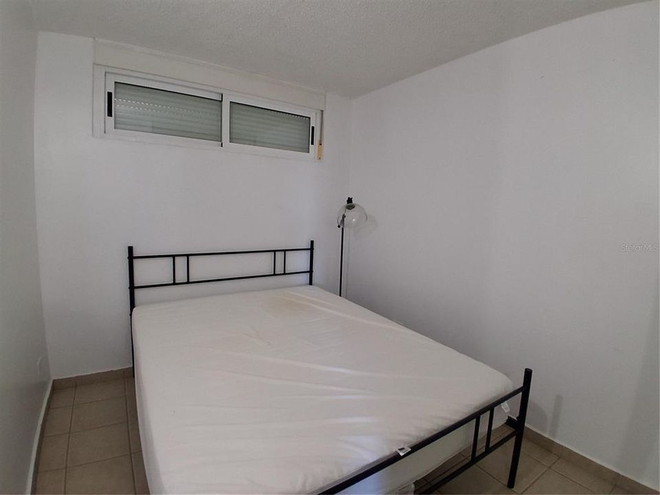 En Venta: $180,000 (3 camas, 1 baños, 1100 Pies cuadrados)