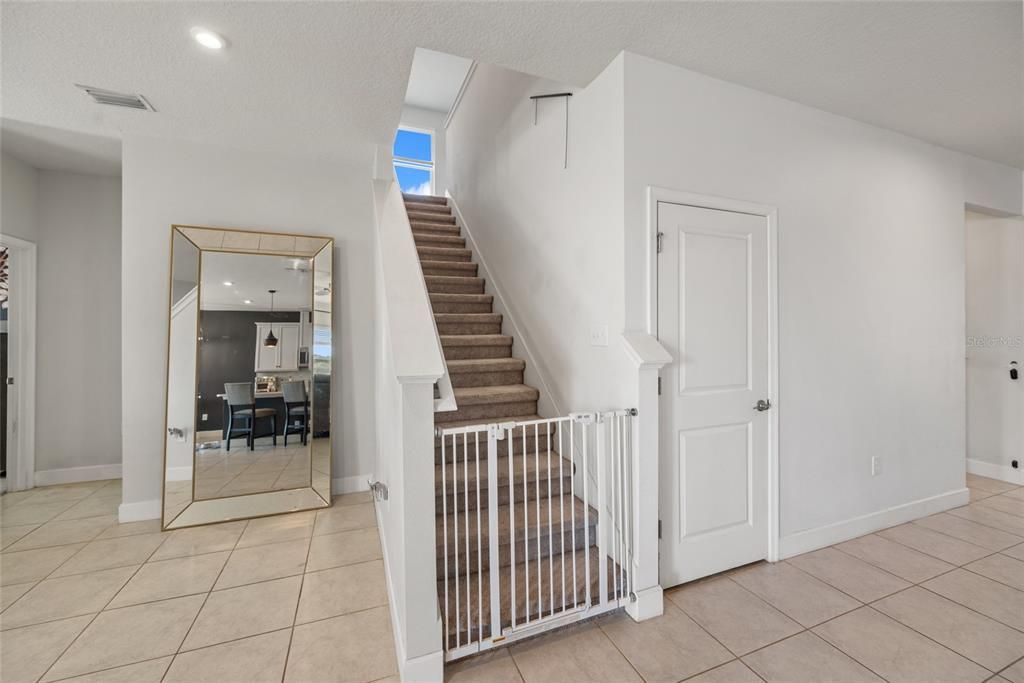 For Sale: $419,900 (4 beds, 2 baths, 2378 Square Feet)