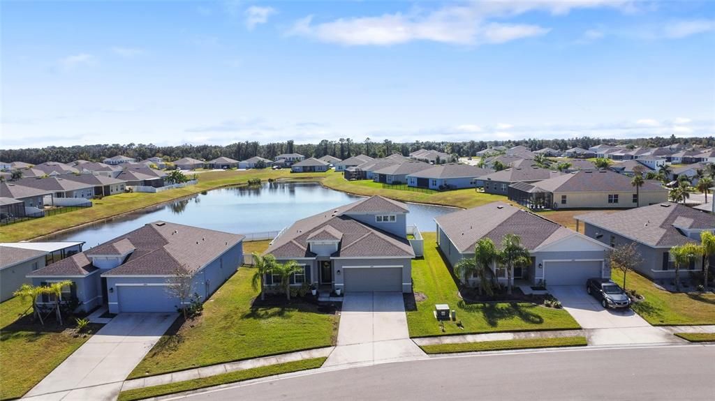 For Sale: $419,900 (4 beds, 2 baths, 2378 Square Feet)