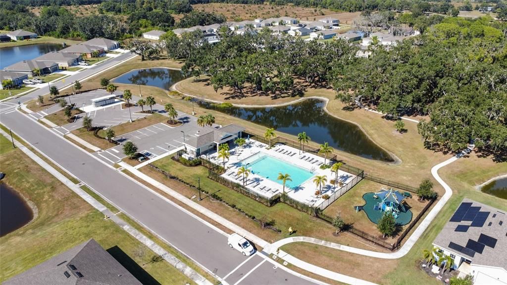 For Sale: $419,900 (4 beds, 2 baths, 2378 Square Feet)