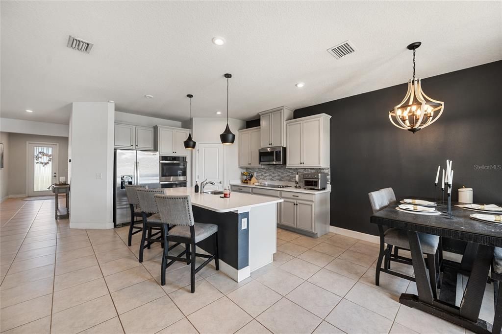 For Sale: $419,900 (4 beds, 2 baths, 2378 Square Feet)