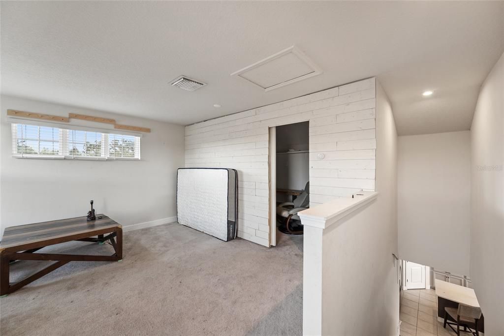 For Sale: $419,900 (4 beds, 2 baths, 2378 Square Feet)