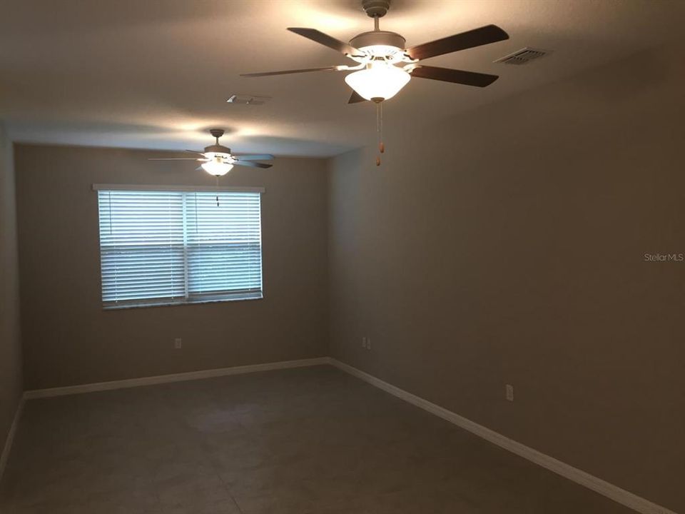 出租: $2,100 (3 贝兹, 2 浴室, 1824 平方英尺)