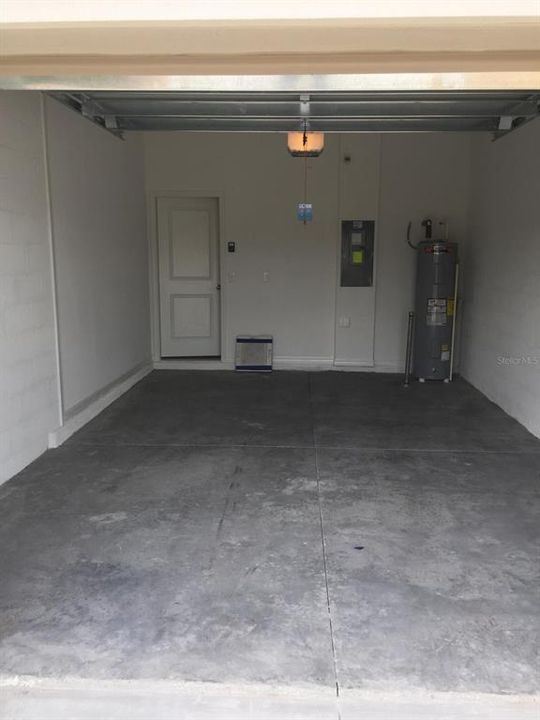 出租: $2,100 (3 贝兹, 2 浴室, 1824 平方英尺)