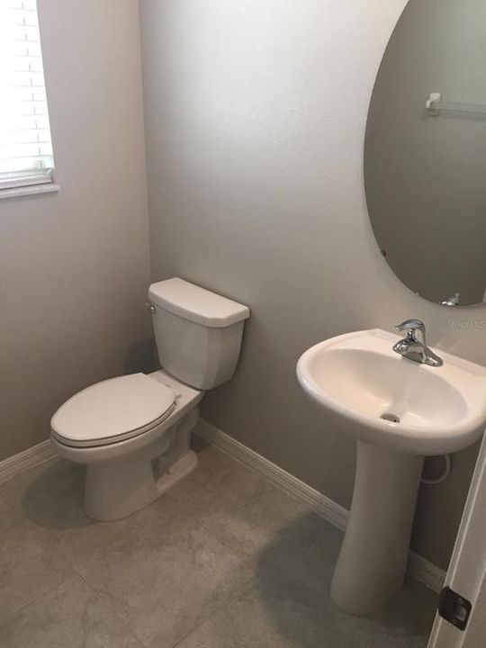 出租: $2,100 (3 贝兹, 2 浴室, 1824 平方英尺)