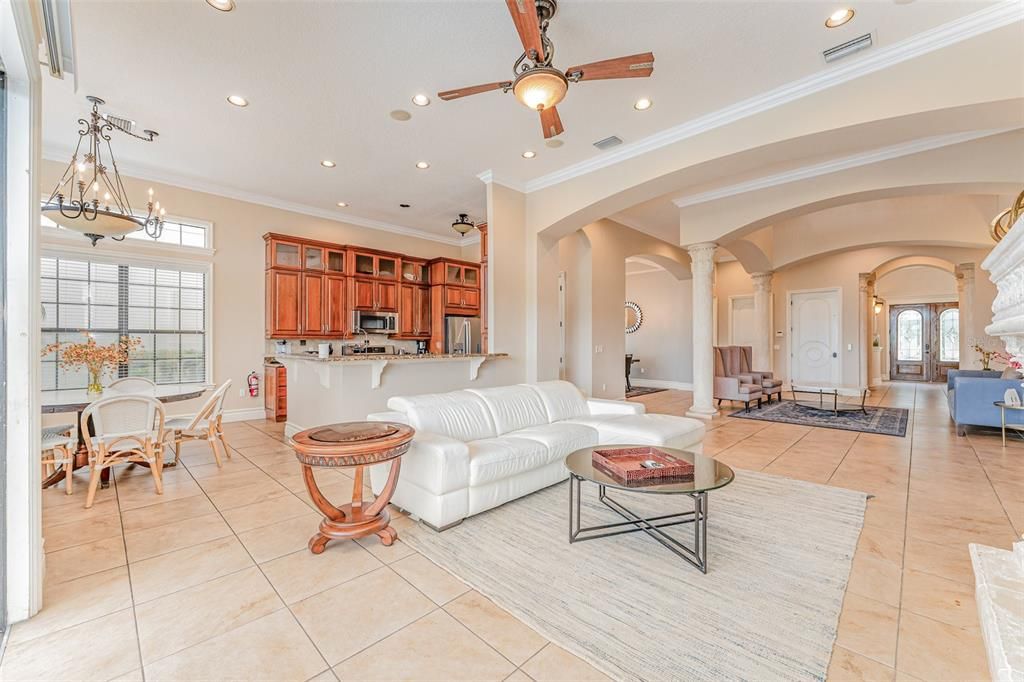 For Sale: $1,475,000 (5 beds, 5 baths, 4615 Square Feet)