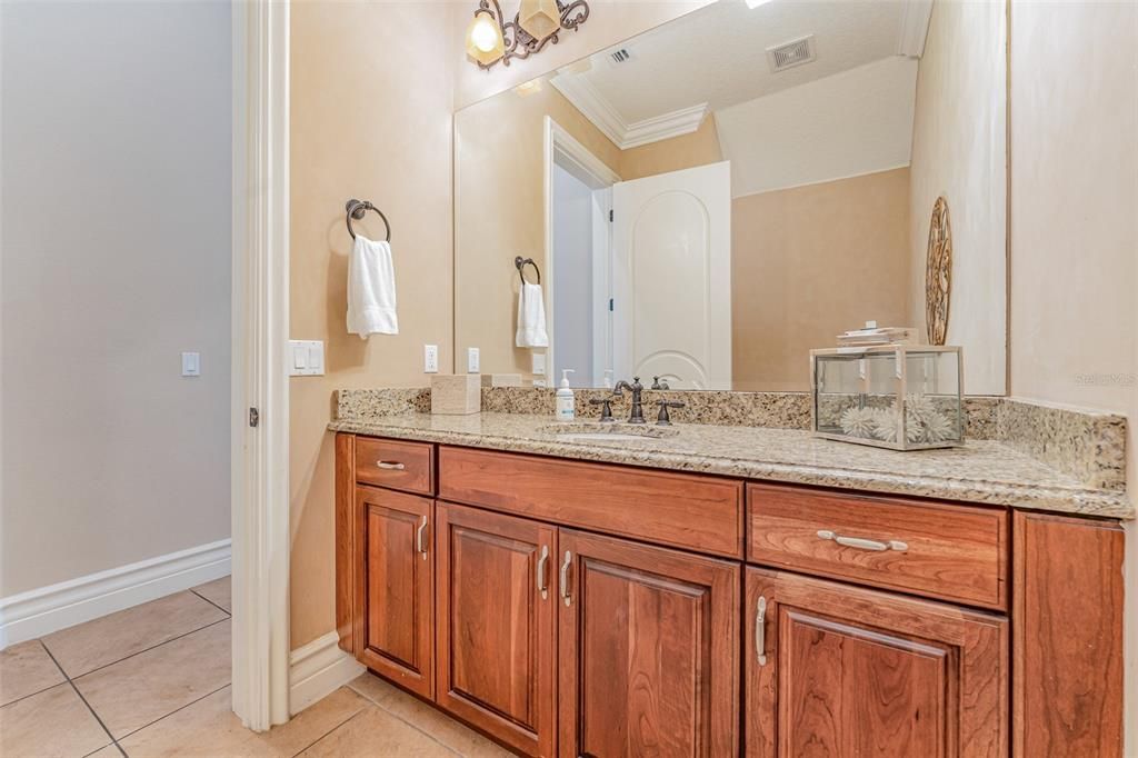 For Sale: $1,475,000 (5 beds, 5 baths, 4615 Square Feet)